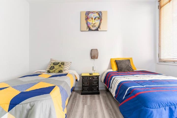 Готель Hostal Mancora Monjitas 755 Сантьяго Екстер'єр фото