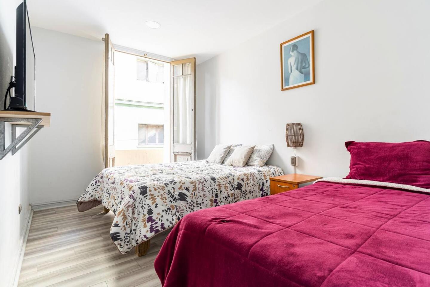 Готель Hostal Mancora Monjitas 755 Сантьяго Екстер'єр фото