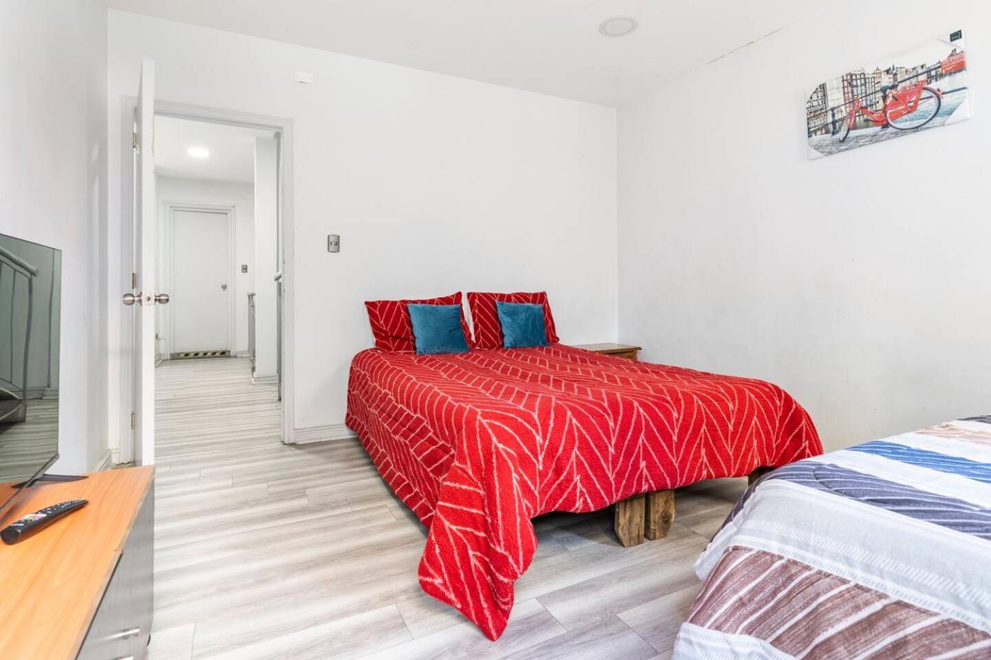Готель Hostal Mancora Monjitas 755 Сантьяго Екстер'єр фото