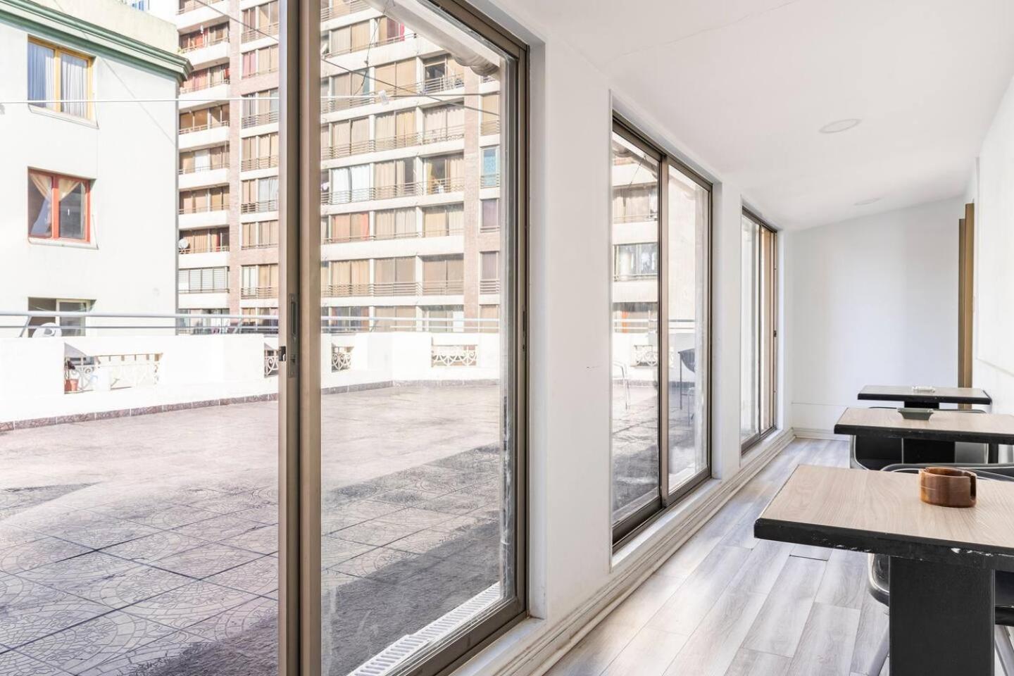 Готель Hostal Mancora Monjitas 755 Сантьяго Екстер'єр фото